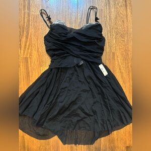 Black and Cream Lingerie Set with Matching panties. NWT